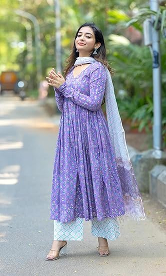 Women Printed Anarkali Kurta and Pant Set with Dupatta - Image 4